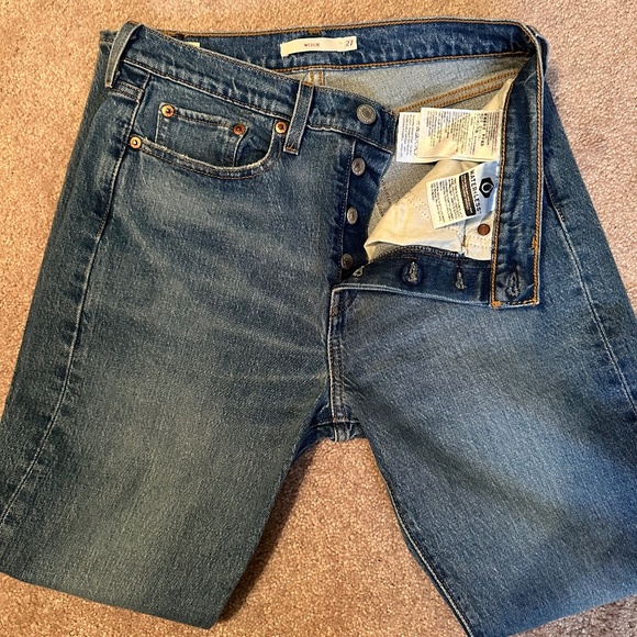 Levi's Wedgie jeans - Picture 2 of 9